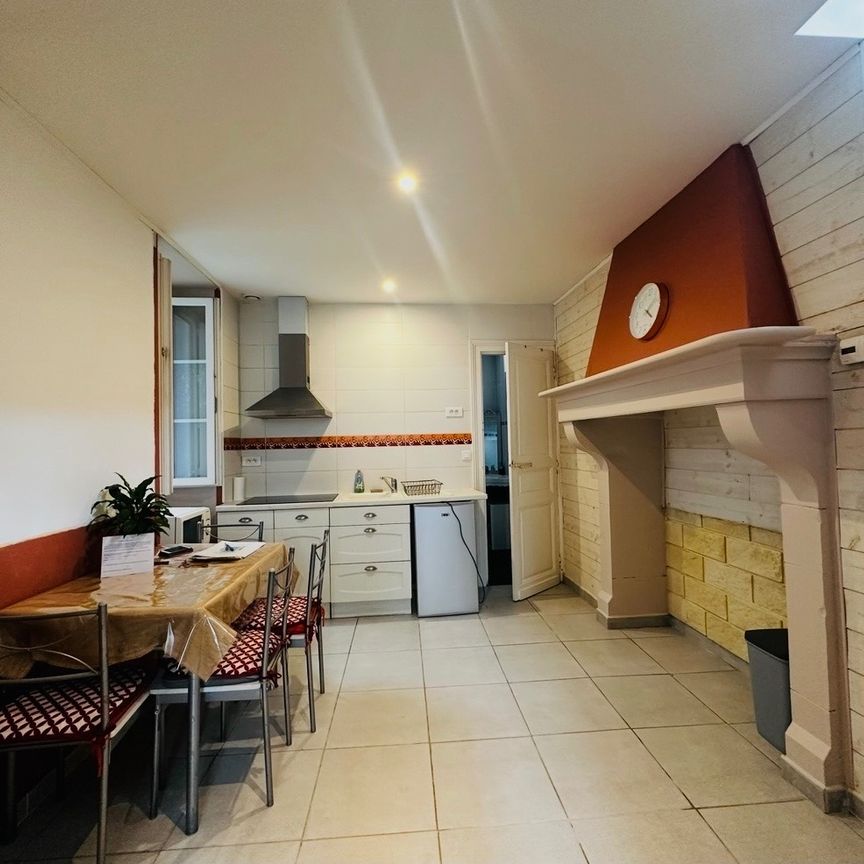 Location Appartement 2 pièces 23m² - Photo 1