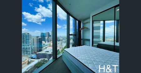 Furnished high floor with spectacular view - Photo 3