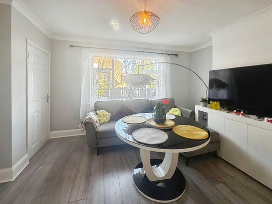 2 bedroom semi-detached house to rent - Photo 1