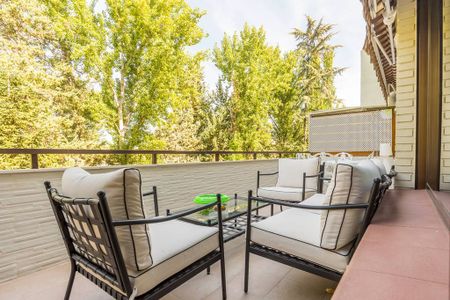 4 bedroom luxury Flat for rent in Madrid, Autonomous Region of Madrid - Photo 2