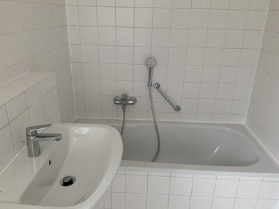 Wohnberechtigungsschein 3. Förderweg erforderlich! - Photo 2