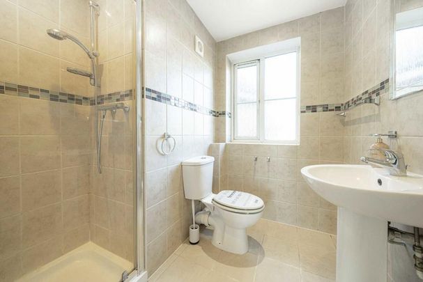 5 bedroom semi-detached house to rent - Photo 1