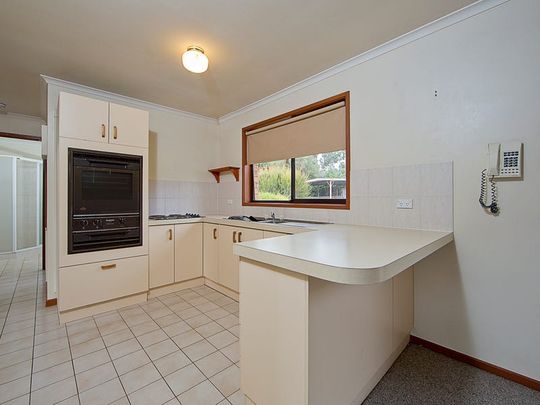 5A Noarlunga Crescent, Bonython ACT 2905 - Duplex For Rent | Domain - Photo 1