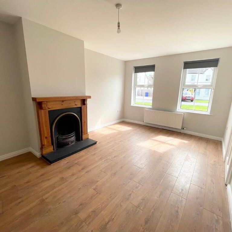 64 Oak Avenue, Ballyhalbert, Newtownards, BT22 1TD - Photo 1