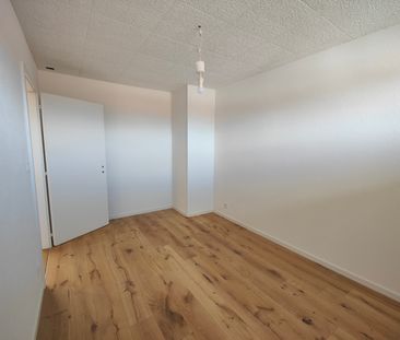 SEMSALES / Rue de l'Ecole 7 / 3,5 pièces au rez avec balcon - Photo 1