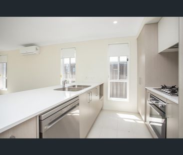 14 Neptune Avenue, Forster, NSW 2428 - Photo 2