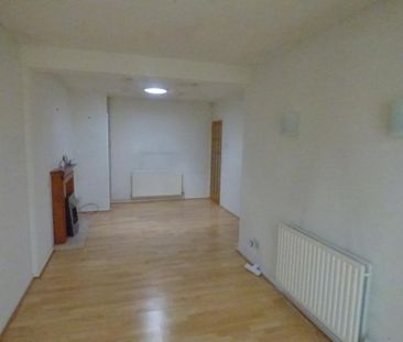 2 bedroom bungalow to rent - Photo 1