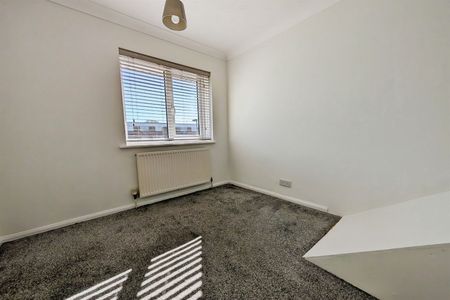 Bracken Crescent, SO50 - Photo 3