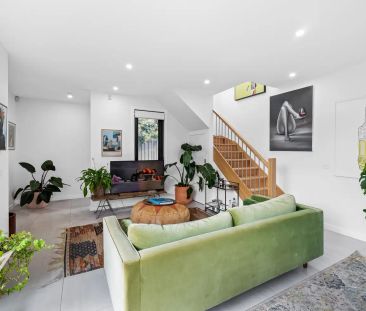 “Welcome Home...” - Photo 4