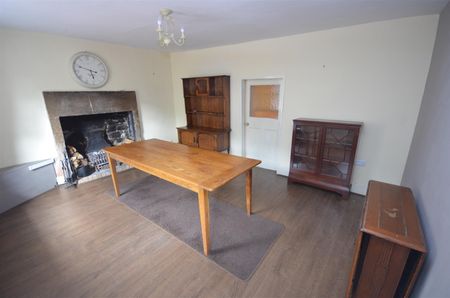 Honeysuckle Cottage, 24, Chapel Hill, Cromford, Derby, DE4 3QG - Photo 2