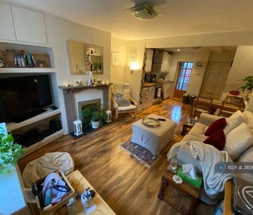 2 bedroom terraced house to rent - Photo 3