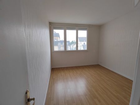 Location Appartement 5 Pièces 98 m² - Photo 3