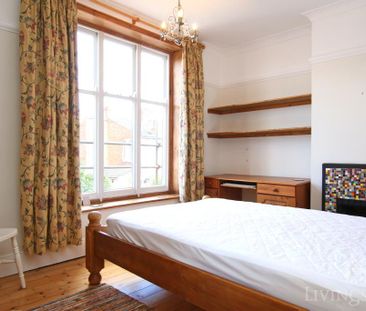 4 bedroom terraced house to rent - Photo 1