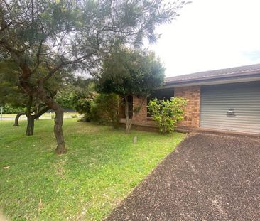 1/2 Perrumba Street, 2324, Hawks Nest Nsw - Photo 4