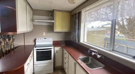 2 bedroom townhouse - Photo 4