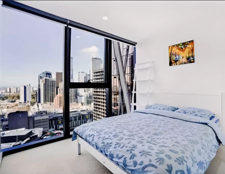 1 Bedroom-furniture included - Photo 2