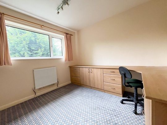 4 bedroom detached house to rent - Photo 1