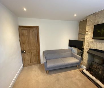 2 bedroom terraced house to rent - Photo 3