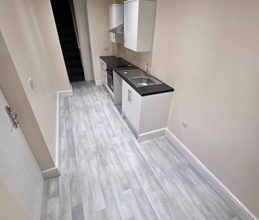 1 Bed Flat, Ashton Road, OL8 - Photo 5
