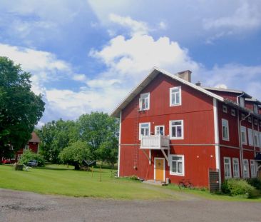 Järnvägsparken: Mysig etta i parkmiljö en trappa upp - Photo 3