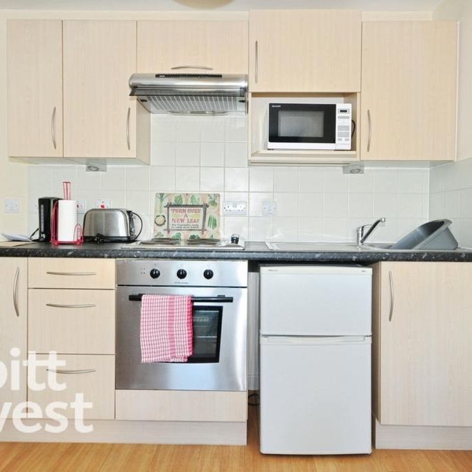 Studio to rent - Photo 1