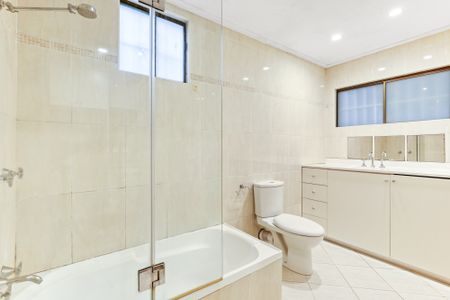 57 Francis Street, Leichhardt NSW 2040 - House For Rent | Domain - Photo 5