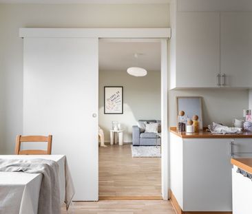 Hallonbergsplan, Sundbyberg - Photo 1