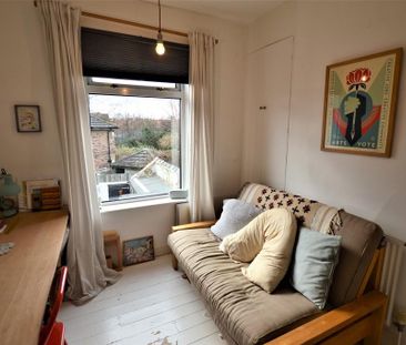 2 bedroom terraced house to rent - Photo 4