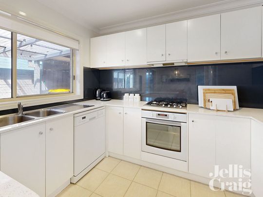 2/69 Ella Grove, Chelsea - Photo 1