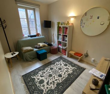 Location Appartement 4 pièces 91m² BESANCON 25000 - Photo 1