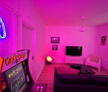 2 Bed Flat, High Road Leyton, E15 - Photo 1