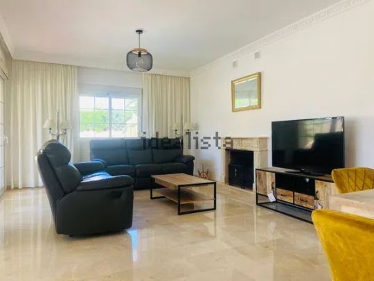 Alquiler de casa o chalet independiente en Calle Frankfurt s/n - Photo 1