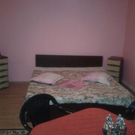 Casa de inchiriat in Lumina, Centru - 200 mp - Fotografie 1