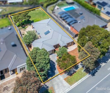 129 PHILLIP DRIVE, Sunbury, VIC 3429 - Photo 4