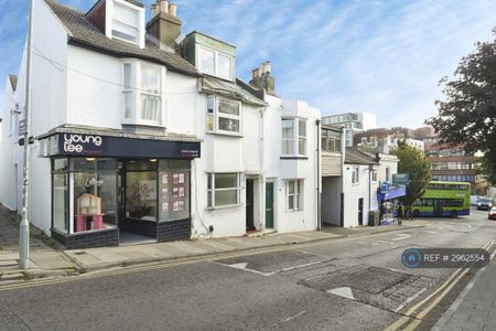 3 bedroom terraced house to rent - Photo 4