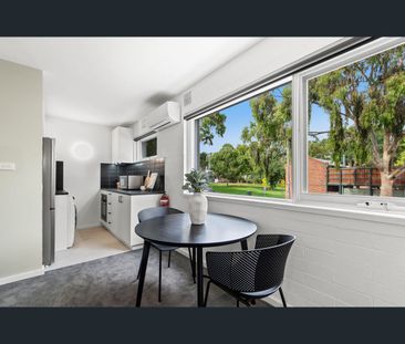 1/44 Gatehouse Street, Parkville, Vic 3052 - Photo 2