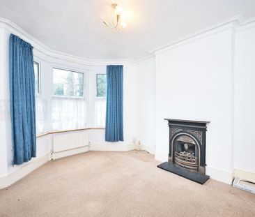 4 bedroom terraced house to rent - Photo 4