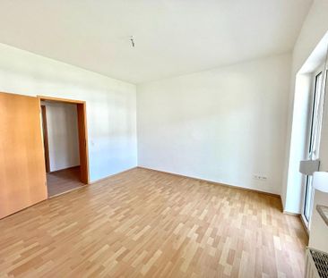 Gut geschnittene 2-Raum-WE mit Balkon im Bitterfelder Dichterviertel - Photo 3