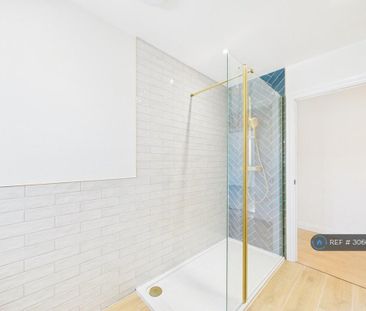 4 bedroom penthouse to rent - Photo 6