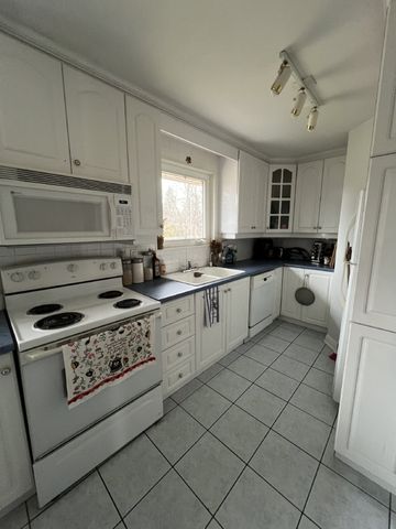 49 Meadowlands Drive West - Photo 5