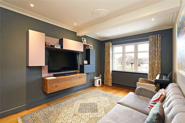 Cambridge Road, Wimbledon, London, SW20 0PU - Photo 1