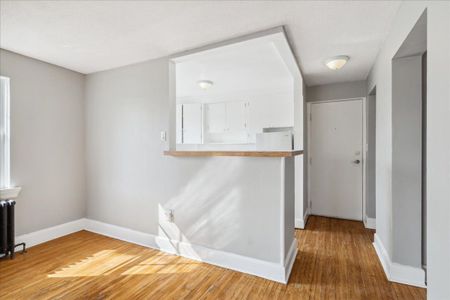 For Lease - 133 North Service Road Unit# 6, Oakville, Ontario - Photo 5