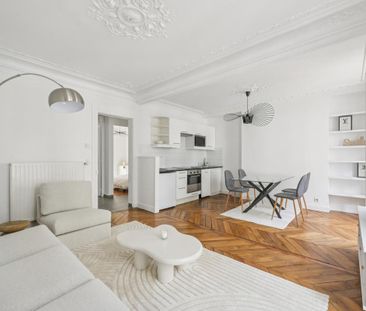 Location Appartement 2 pièces Meublé 45m² PARIS 17ème - Photo 1