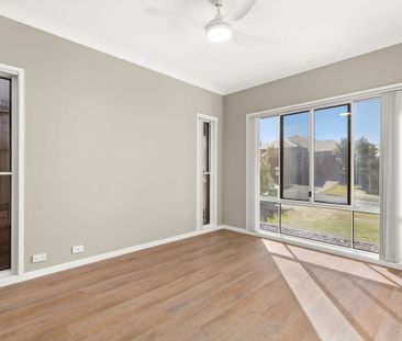 38 Couples Street, North Lakes QLD 4509 - House For Rent | Domain - Photo 4