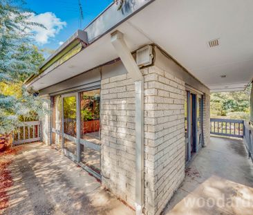 For Rent – Gorgeous 3-Bedroom Double-Story Home in a Tranquil Garde... - Photo 3