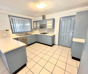 NEAT AND TIDY FAMILY HOME IN WESTDALE - Photo 5