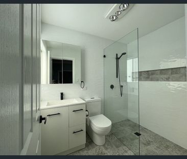 Great renovated home - Photo 3