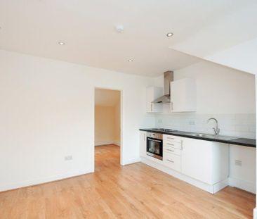 Studio to rent - Photo 3
