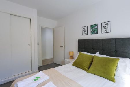 2 bedroom apartment to rent - Photo 3