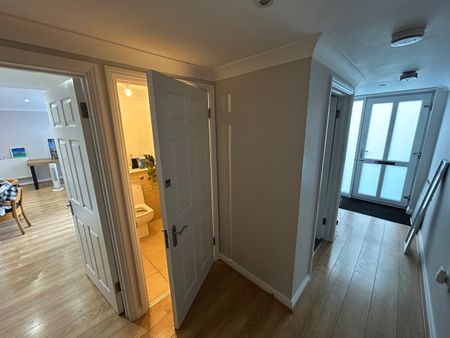 2 Bed Terraced House, Natalie Mews, N22 - Photo 3